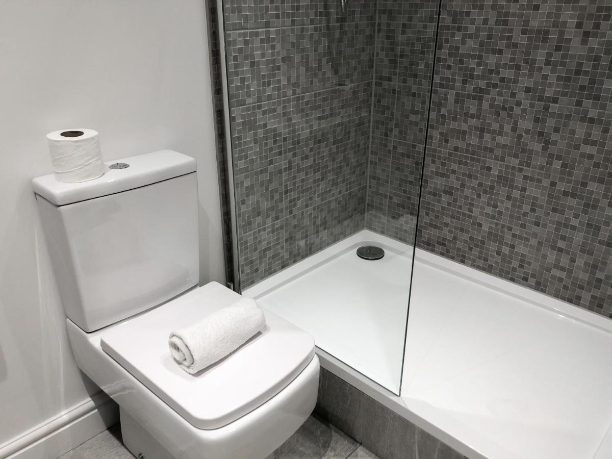 10Min To City - Free Parking - Private Studio - Contractor Friendly Manchester Exterior photo